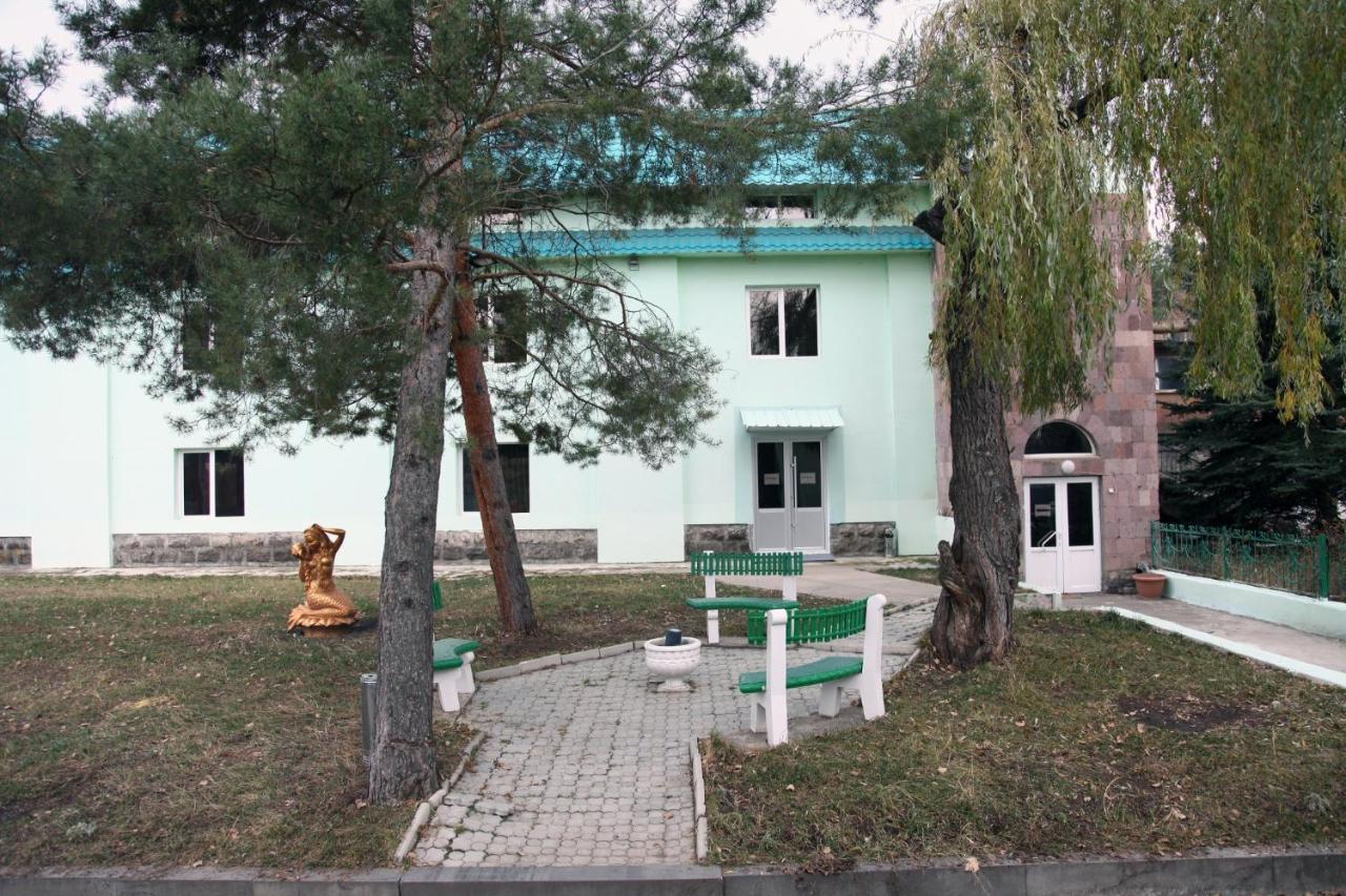 N&R Rest House Tsaghkadzor Εξωτερικό φωτογραφία